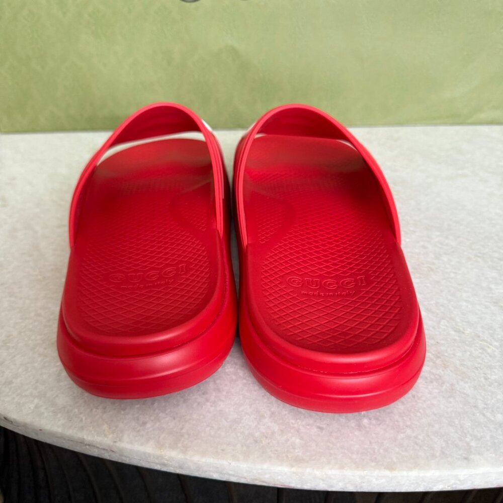 Gucci 780296 Red Rubber Men's GG Sandals, sz Gucci 6 - Picture 6 of 8